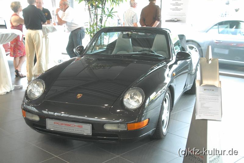 Porsche Zentrum Aachen 9142.JPG